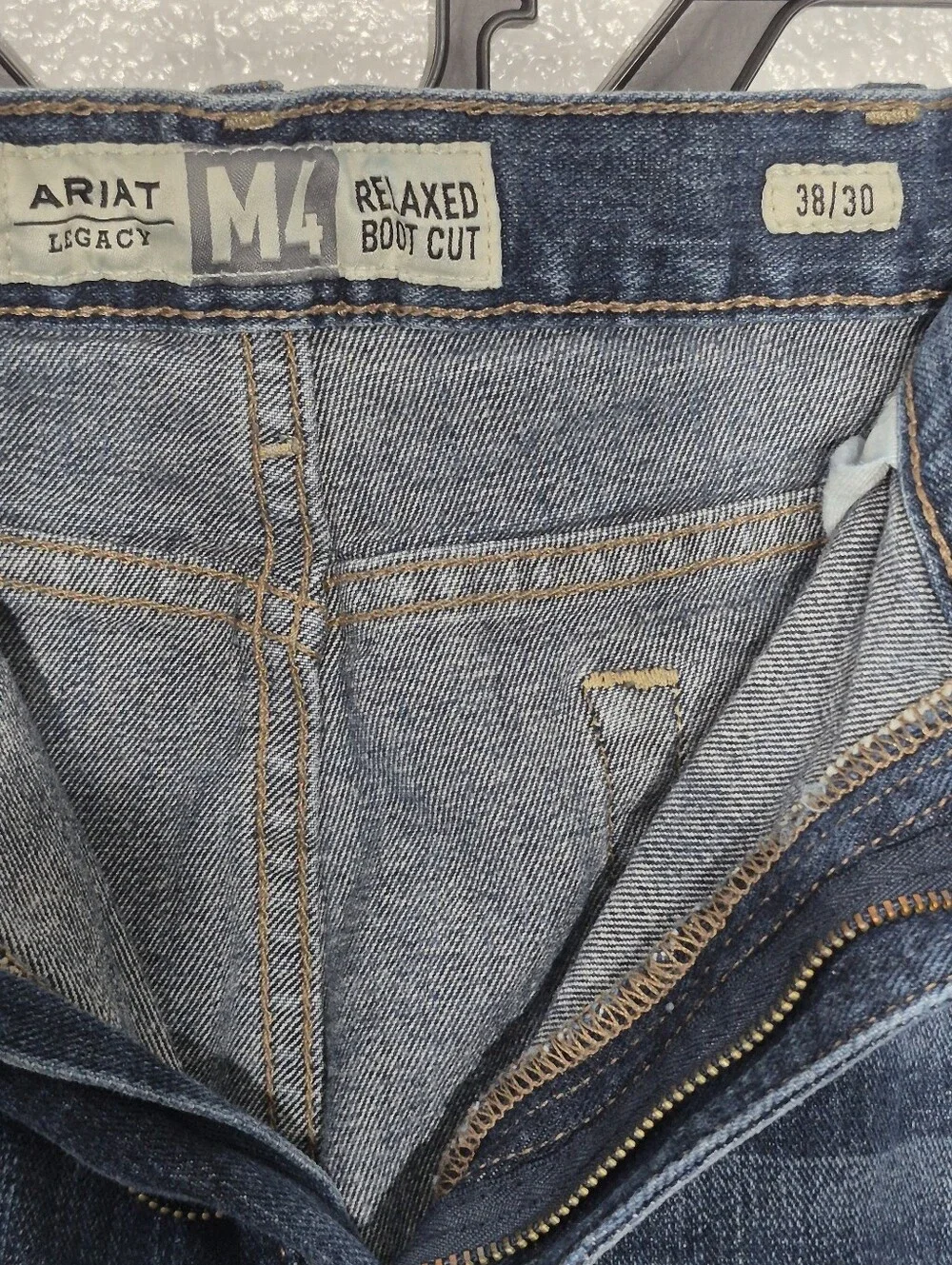 Ariat M4 Relaxed Boot Cut Legacy Jeans Mens 38x30 Kilroy Blue Denim 10022676